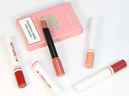 4-in-1 Trending Lipstick Set – Cigarette-Shaped Matte Lipsticks, Long-Lasting, Easy to Apply, Non-Sticky & Fade-Resistant Lip Gloss for Makeup Lovers