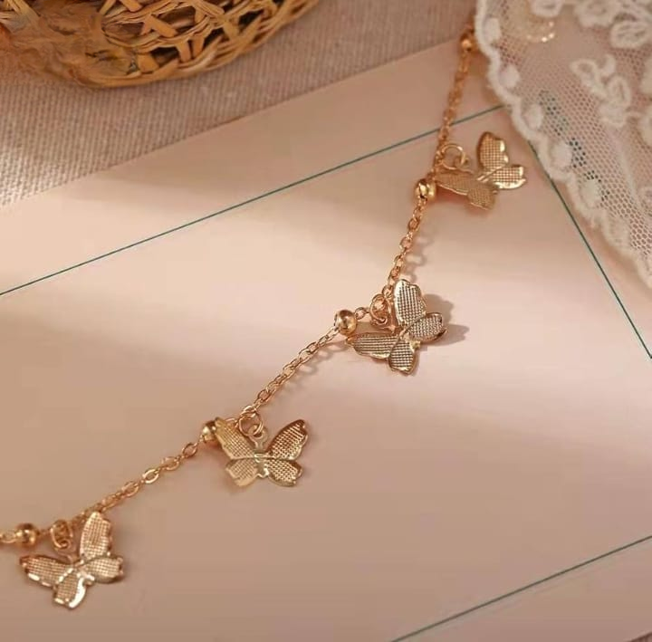 Beautiful Butterfly hand Charm Bracelet\Payal For Girls - Golden